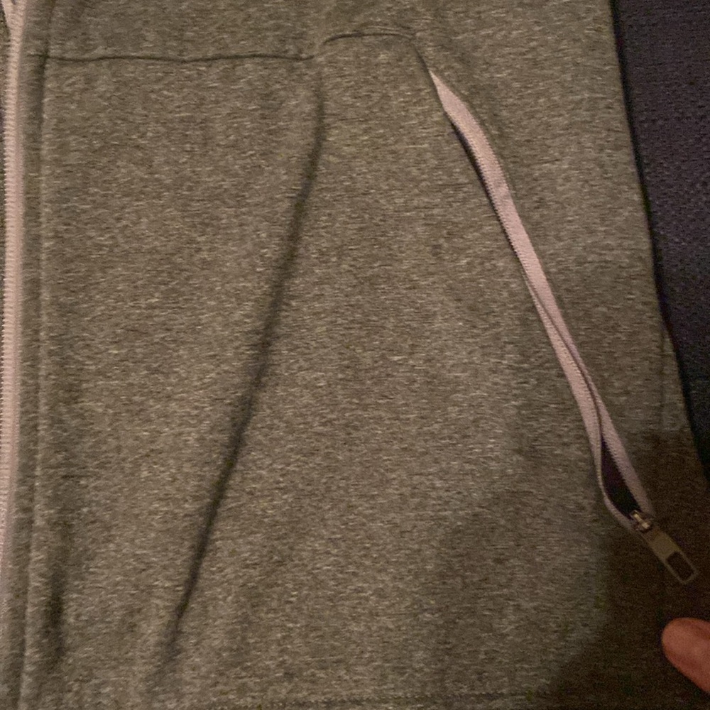 Lululemon jacket! - Picture 4 of 6